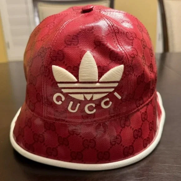 New Gucci x Adidas Wide Brim GG Supreme Logo Hat Red White Size M - Picture 2 of 14